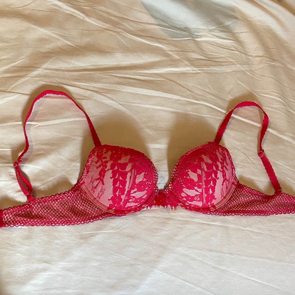 Victoria's Secret Vibrant Pink Lace Bra